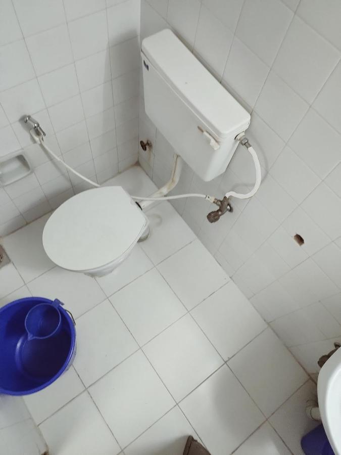 Hotel Maple Regency Kochi Екстериор снимка